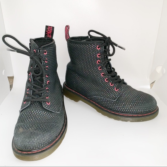 dr martens delaney size 3